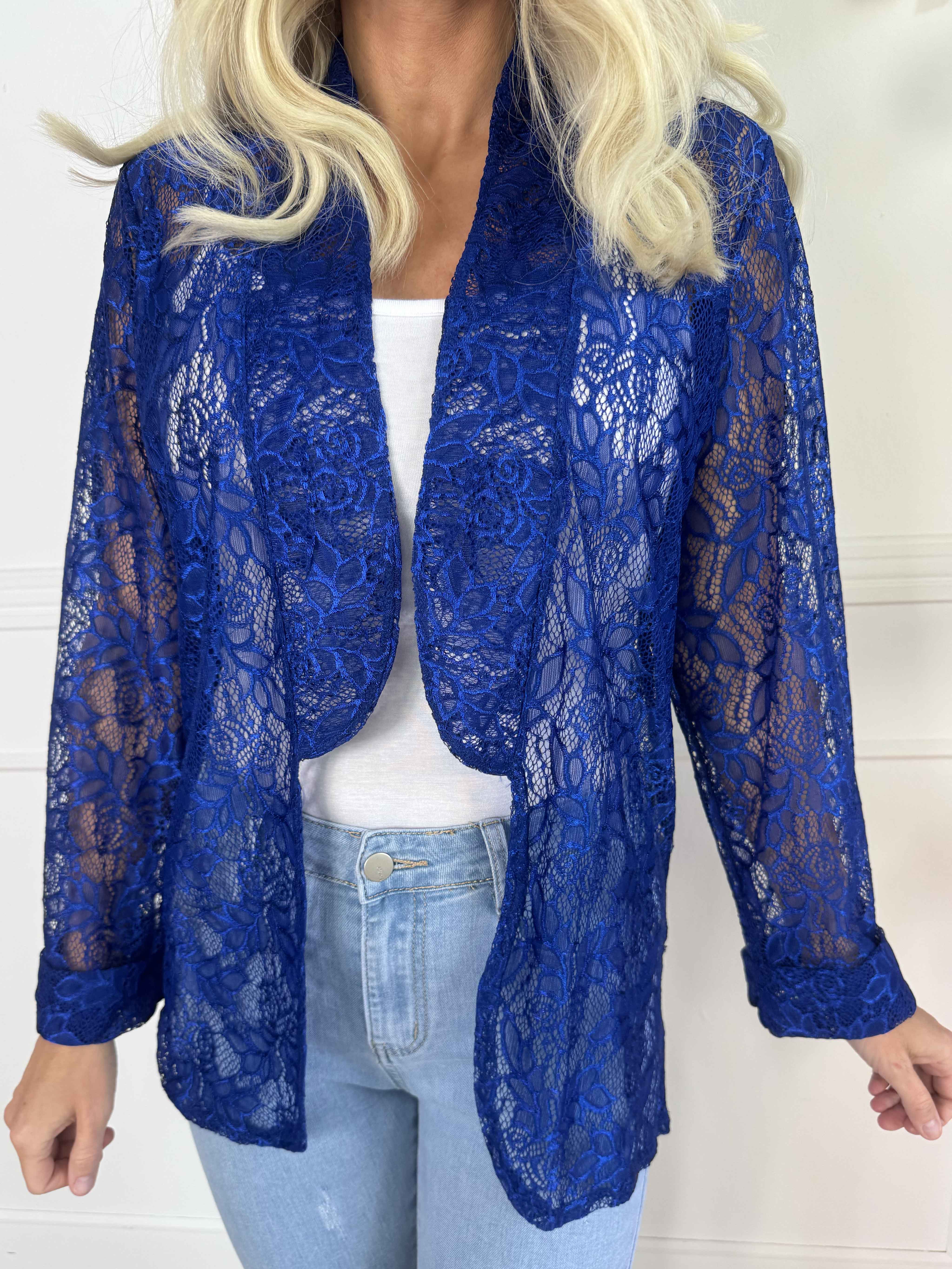 Sigga - Fin kofta i spets